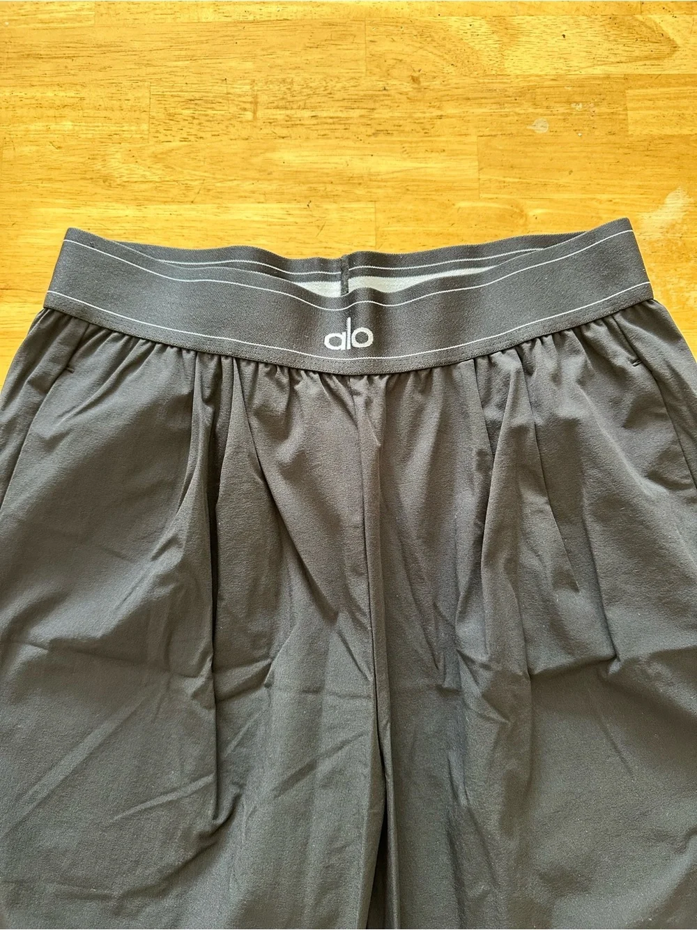 ALO Yoga smooth black